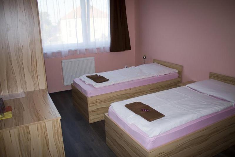 Penzion Na Rozku Sliač Kamer foto