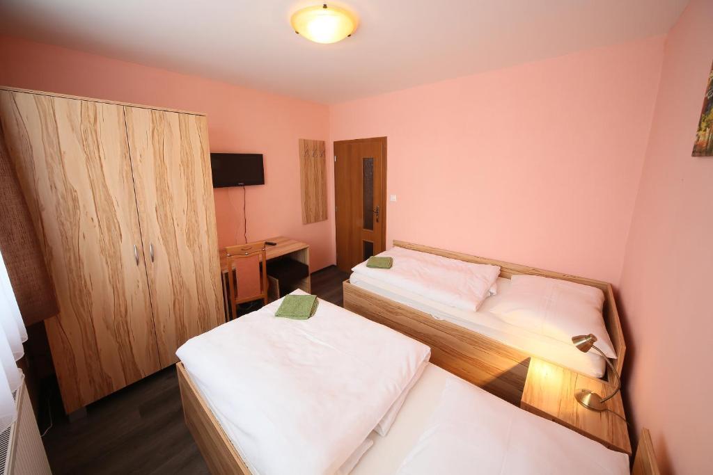 Penzion Na Rozku Sliač Kamer foto